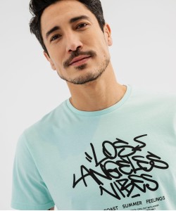 Tee-shirt manches courtes avec inscription graffiti homme